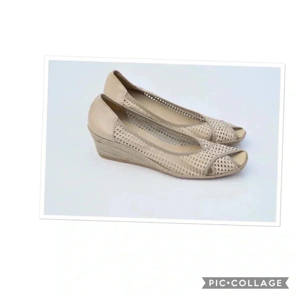 Sesto Meucci peep toe wedges